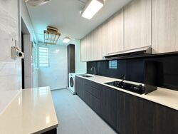 Blk 185 Edgefield Plains (Punggol), HDB Executive #635578861